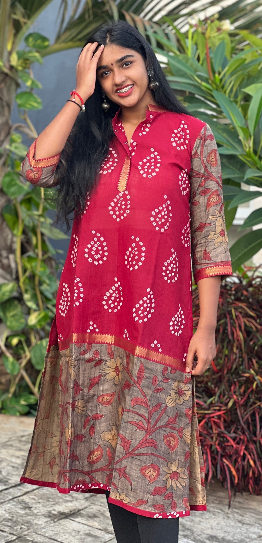 Kurta:Tussar with Bandhani  (KR-CT-ASR-0002)