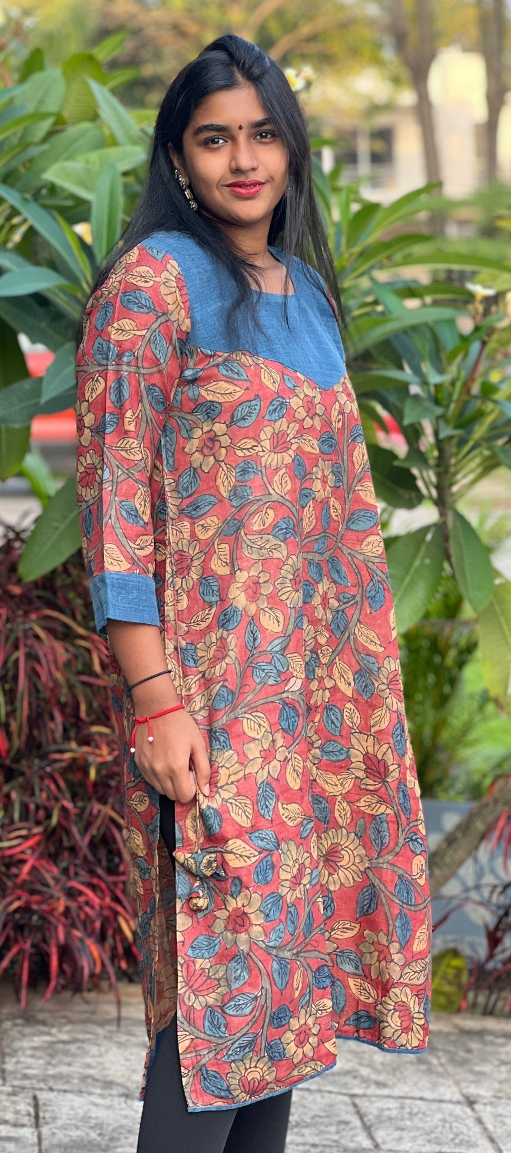 Kurta: Tussar silk with Indigo yoke (KR-CT-ASR-0006)